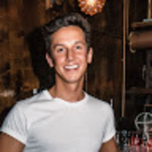 Meet your Posher, Adam